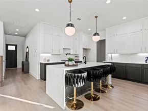 2219 W Lovers Lane , Dallas Texas 75235