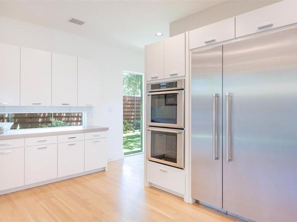 5624  Melshire Drive , Dallas Texas 75230