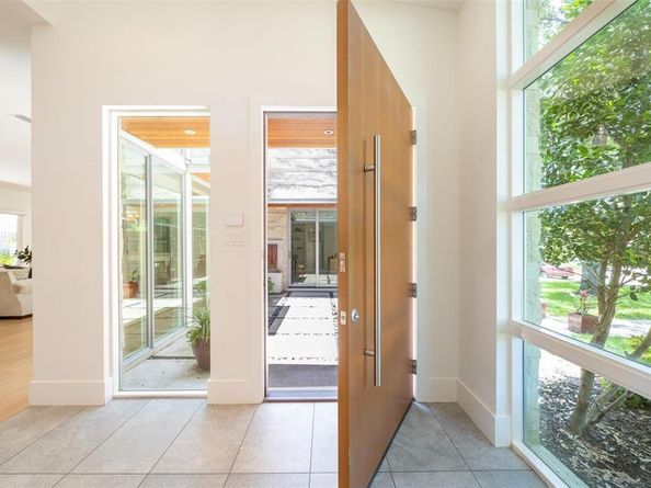 5624  Melshire Drive , Dallas Texas 75230