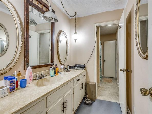 101  Gordon Drive , Azle Texas 76020
