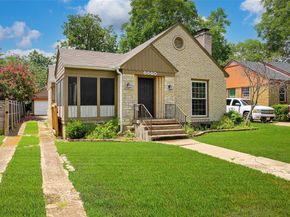 2610  Aster Street , Dallas Texas 75211