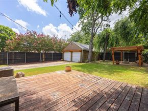 2610  Aster Street , Dallas Texas 75211