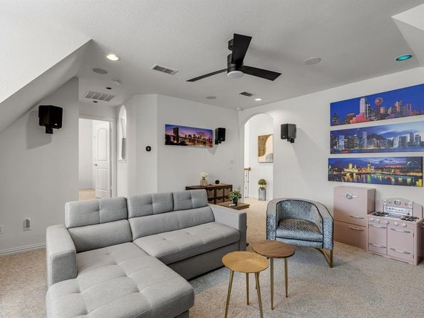 2248  Forest Hollow Park , Dallas Texas 75228