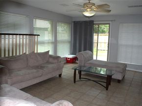 924  Thistle Ridge Lane , Arlington Texas 76017