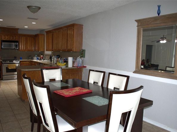 924  Thistle Ridge Lane , Arlington Texas 76017