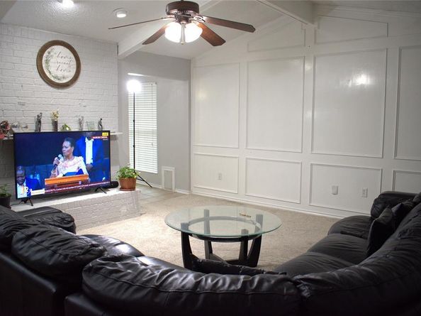 924  Thistle Ridge Lane , Arlington Texas 76017