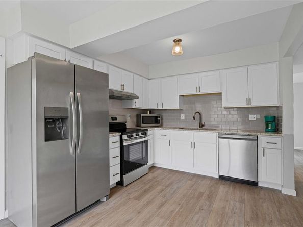 3722  Pinebrook Drive , Dallas Texas 75241