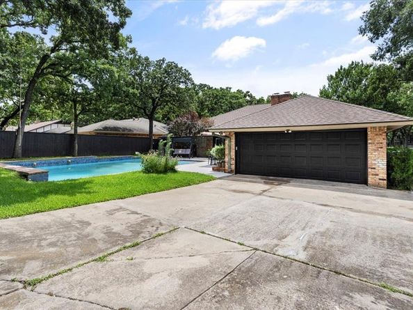 4915  Cross Creek Court , Arlington Texas 76017