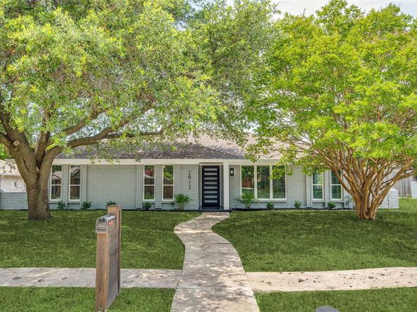 2913  Roundrock Trail , Plano Texas 75075