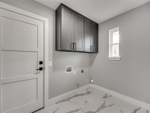 2913  Roundrock Trail , Plano Texas 75075