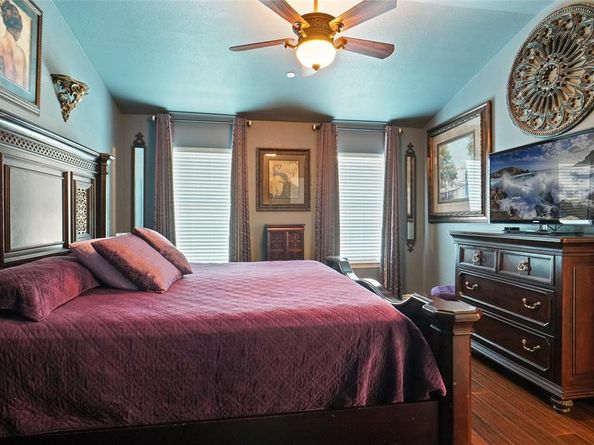 379  Teague Drive , Lewisville Texas 75067
