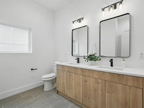 4208  Live Oak Street  105, Dallas Texas 75204
