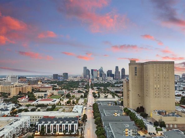 4208  Live Oak Street  105, Dallas Texas 75204