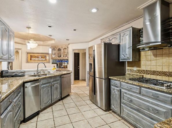 1814  Westshore Drive , Garland Texas 75043