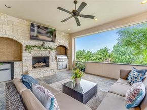 2412  Versailles Drive , Heath Texas 75032
