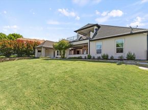 2412  Versailles Drive , Heath Texas 75032