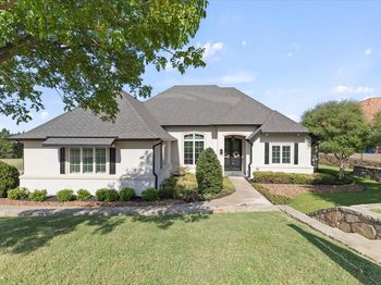 2412  Versailles Drive 