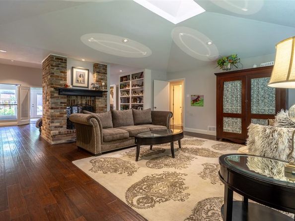 1104  Chesterton Drive , Richardson Texas 75080