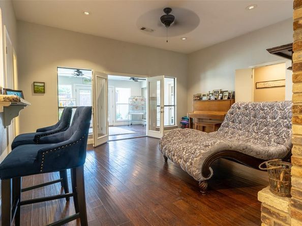 1104  Chesterton Drive , Richardson Texas 75080