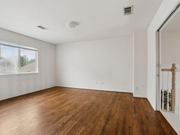 2036  Camelot Drive , Lewisville Texas 75067