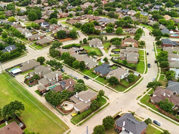 2036  Camelot Drive , Lewisville Texas 75067