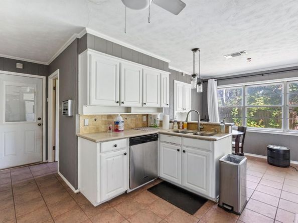 5205  Blue Valley Court , Fort Worth Texas 76112