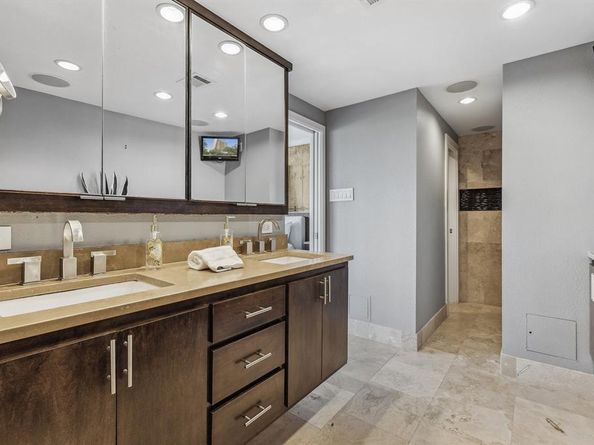 6211 W Northwest   701, Dallas Texas 75225