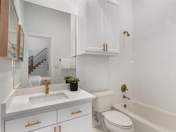 3633  Oak Lawn Avenue , Dallas Texas 75219