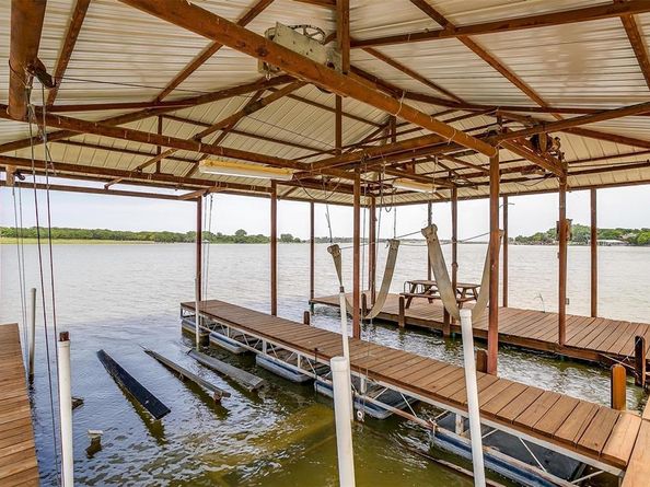 264  Shoreline Drive N, Azle Texas 76020