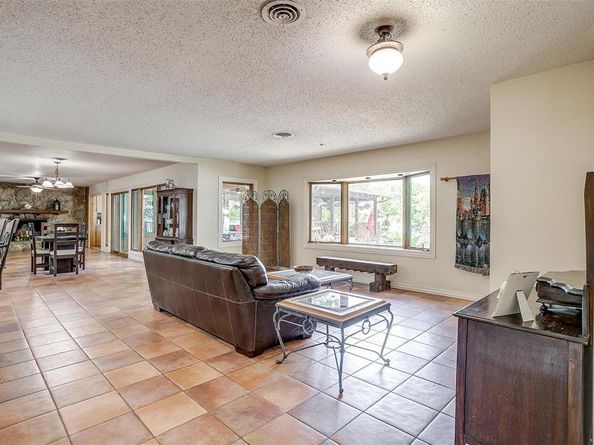 264  Shoreline Drive N, Azle Texas 76020