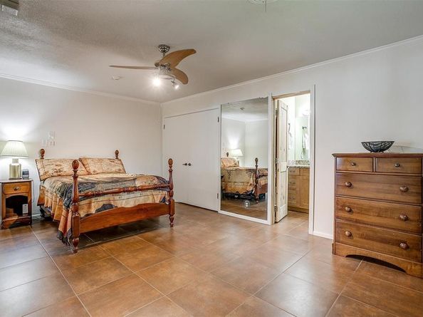 264  Shoreline Drive N, Azle Texas 76020