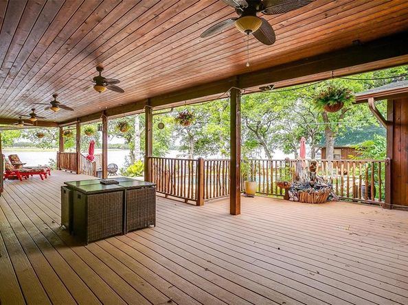 264  Shoreline Drive N, Azle Texas 76020