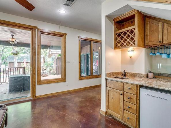264  Shoreline Drive N, Azle Texas 76020