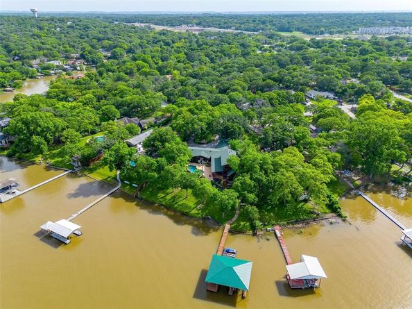 264  Shoreline Drive N, Azle Texas 76020