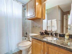 9428  Blue Jay Way , Irving Texas 75063