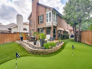 9428  Blue Jay Way 