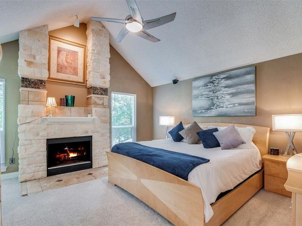 9428  Blue Jay Way , Irving Texas 75063