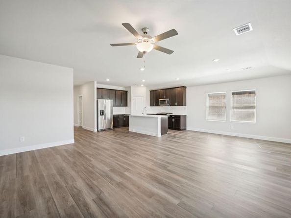 2228  Zephyr Drive , Princeton Texas 75407