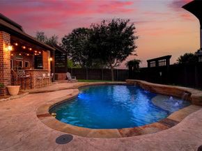 6008  Thistle Way , Denton Texas 76210