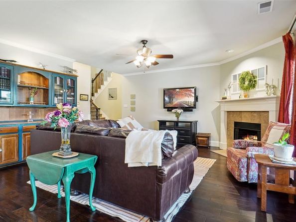 6008  Thistle Way , Denton Texas 76210