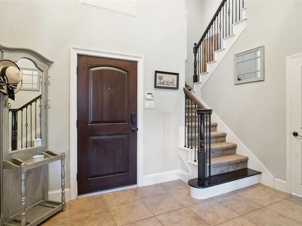 6008  Thistle Way , Denton Texas 76210