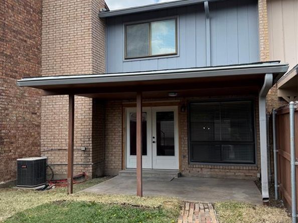 3618  Holly Tree Trail , Garland Texas 75044
