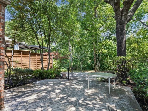 6792  Northcreek Lane , Dallas Texas 75240