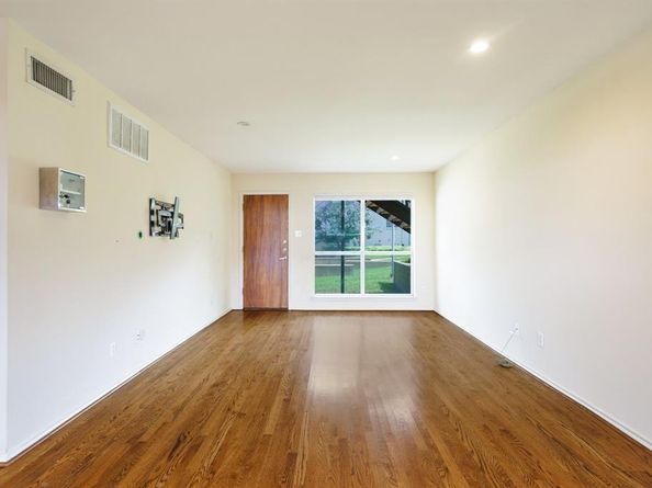 4616 W Lovers Lane  119, Dallas Texas 75209