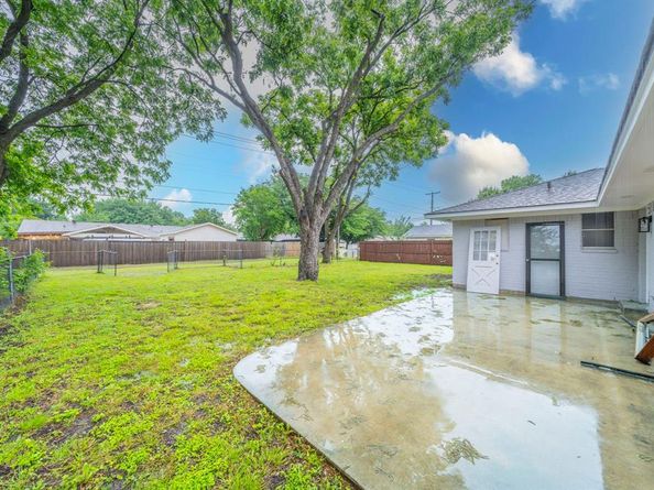 1725  Camara Court , Grand Prairie Texas 75051