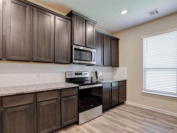 1052  Maidenhair Lane , Crowley Texas 76036