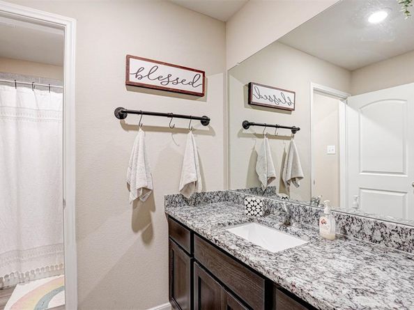 1052  Maidenhair Lane , Crowley Texas 76036
