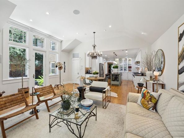 6329  Richmond Avenue , Dallas Texas 75214