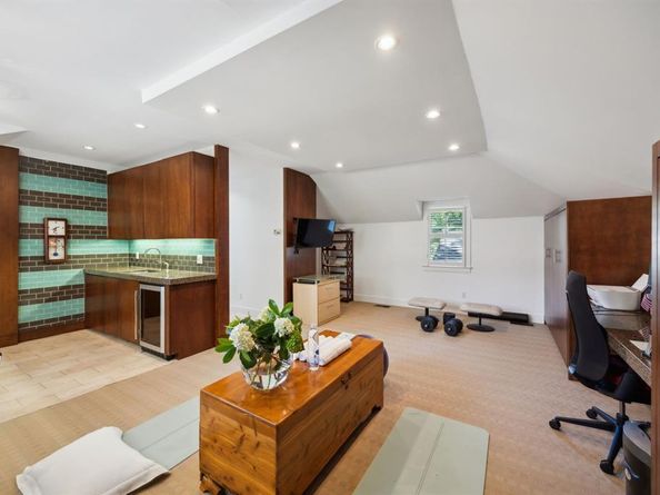 6329  Richmond Avenue , Dallas Texas 75214