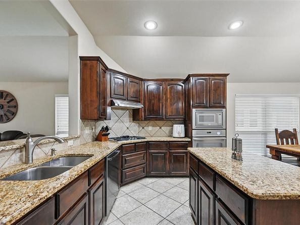 124  Griffin Avenue , Fate Texas 75189